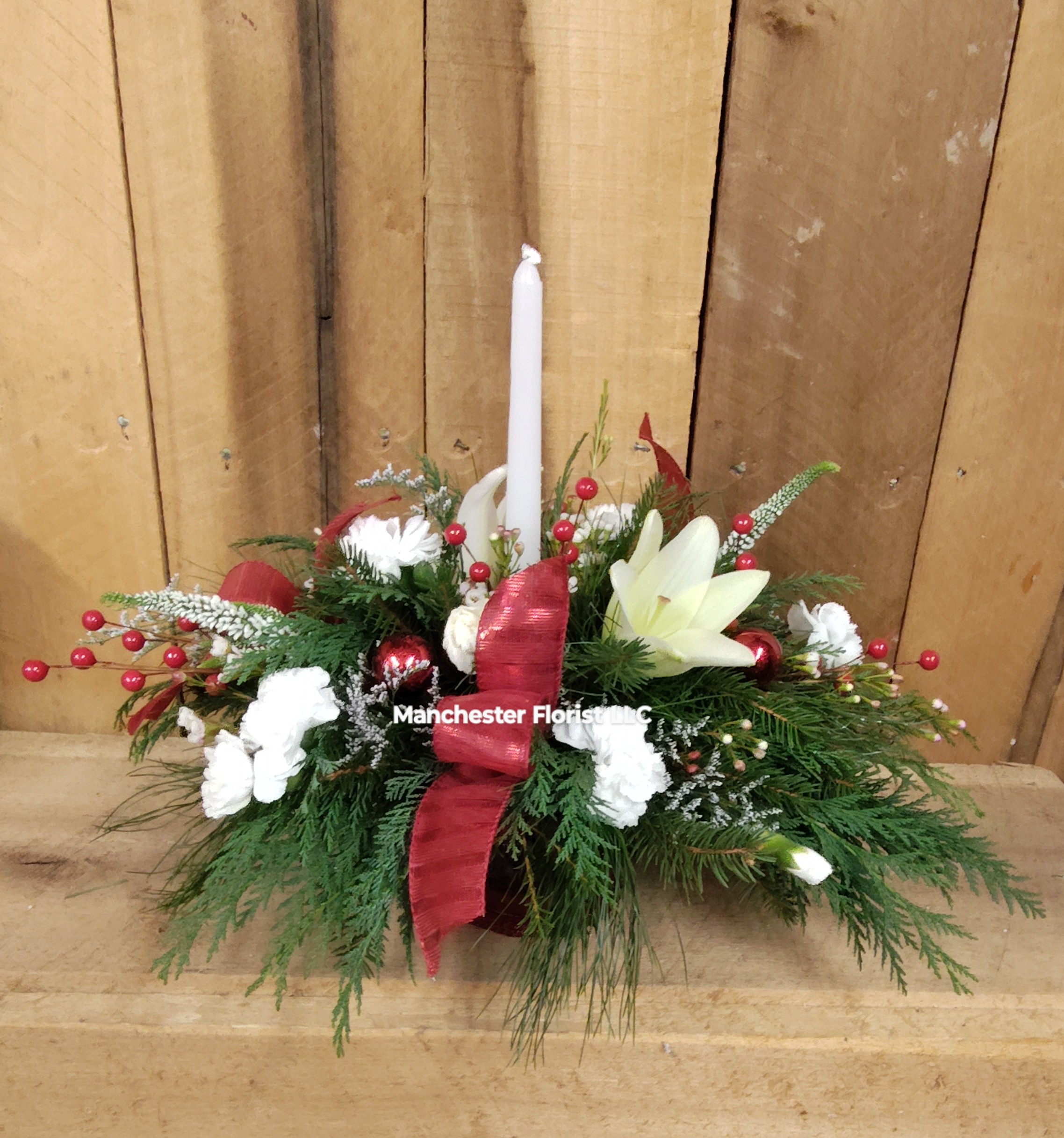Ruby Christmas Centerpiece